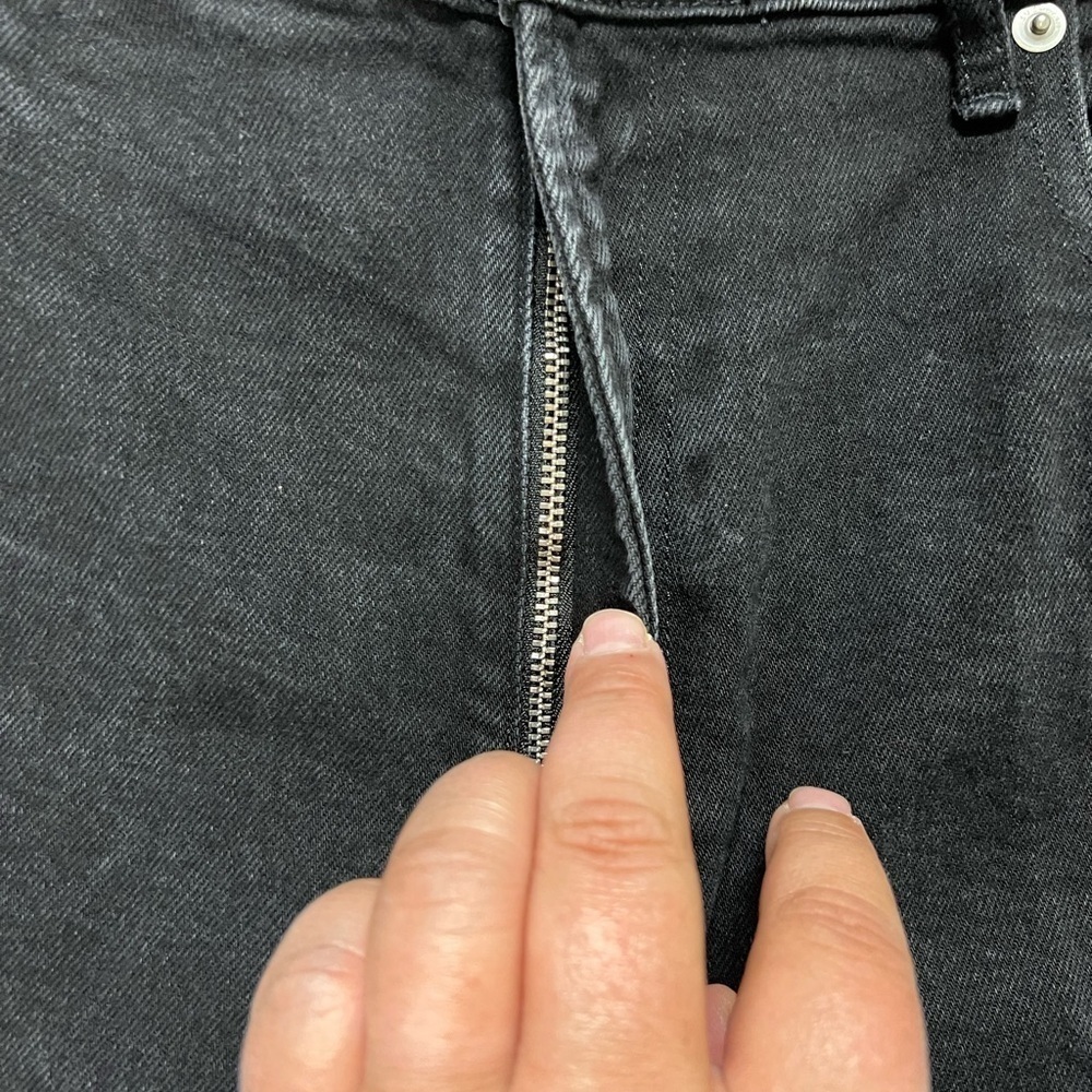Everlane Womens Coal Black The Way High Straight Leg Raw Hem Jeans Size 32 - Picture 6 of 13